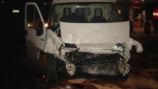 12 osób rannych w wypadku Busa