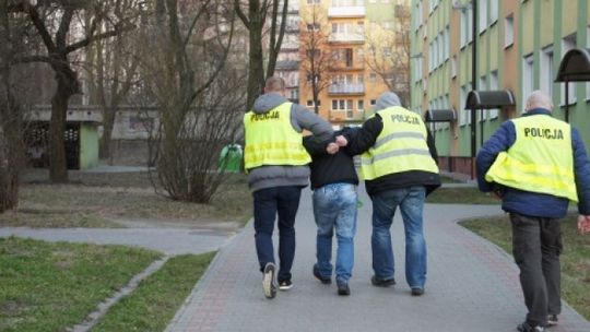 15 lat za zabójstwo, 6 lat za rozbój