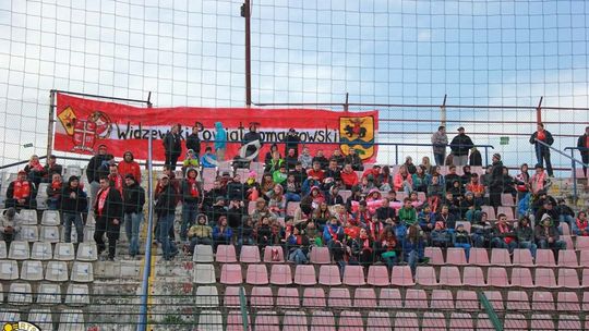 150 młodych Widzewiaków z powiatu tomaszowskiego na meczu Widzew Łódź - Wisła Kraków