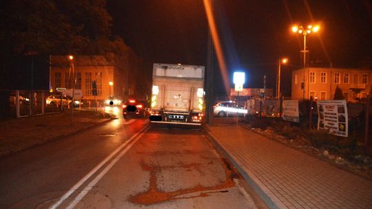16-latka potrącona przez ciężarówkę