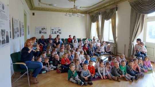 2 kwietnia obchodzimy Międzynarodowy Dzień Książki dla Dzieci. Dlaczego akurat tego dnia?