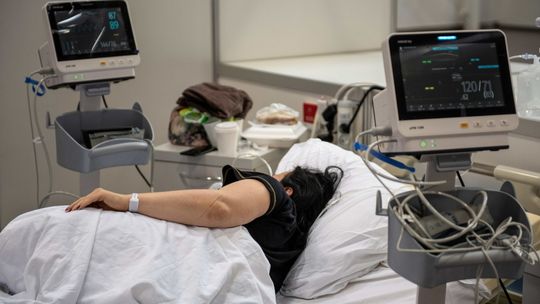 2 osoby zmarły wczoraj w naszym mieście na Covid-19. 5 kolejnych potwierdzonych zarażonych 