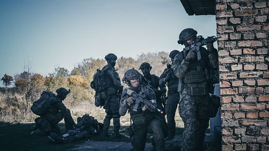 25 Brygada Kawalerii Powietrznej szkoli się w Drawsku. Dynamiczne ćwiczenia na poligonie