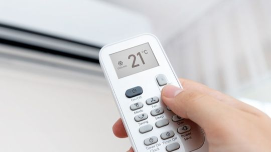 3 powody, dla których warto kupić klimatyzator przenośny wiosną