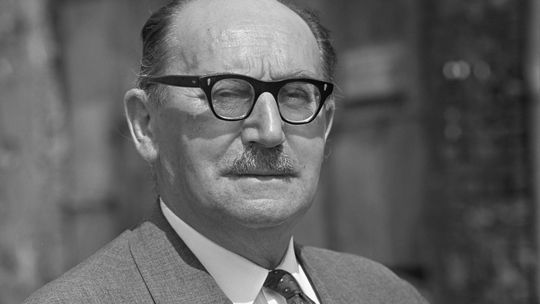 45 lat temu zmarł Stefan Wiechecki „Wiech” zwany Homerem warszawskiej ulicy
