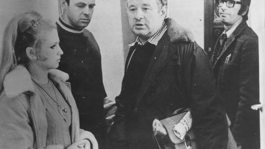 50 lat temu Stanisław Bareja rozpoczął zdjęcia do filmu "Nie ma róży bez ognia"