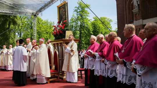 Abp Galbas: Kościołowi byłoby łatwiej, gdyby w paru miejscach odpuścił, ale czy byłby nadal Kościołem Chrystusa