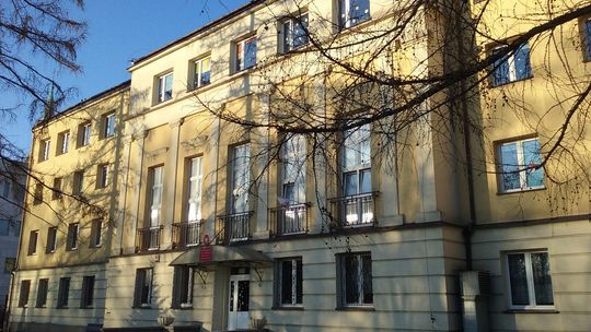 Absolwenci "jedenastki" z roku 90 pilnie poszukiwani