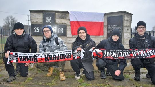 Aktywnie uczcili 78 rocznicę utworzenia Armii Krajowej