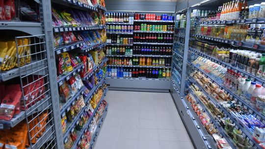 Analiza: w lutym w sklepach spożywczych było drożej średnio o 10 proc. rdr