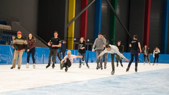 Arena Lodowa. Ślizgawka czynna w Sylwestra i Nowy Rok