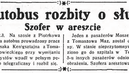 Autobus rozbity o słup
