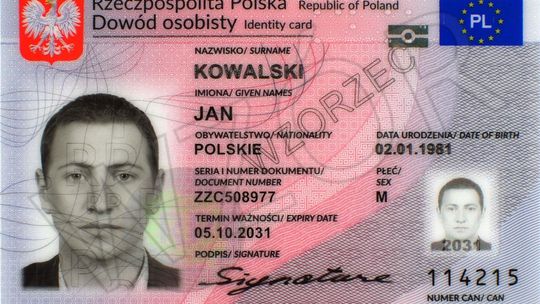 Badanie: 71 proc. Polaków nie chce podawać PESEL-u m.in. w internecie