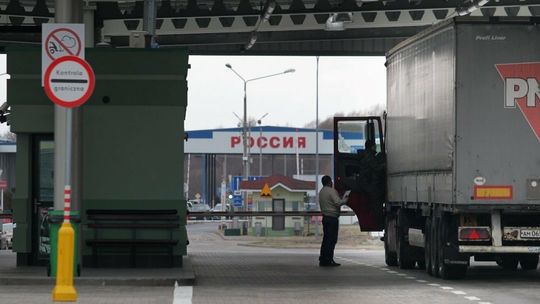 Badanie: co piąta polska firma musiała ograniczyć działalność przez wojnę w Ukrainie