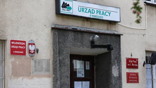 Badanie: przez wojnę w Ukrainie 71 proc. Polaków nie zdecydowałoby się na zmianę pracy