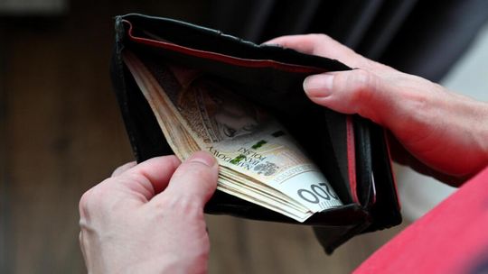 Badanie: remont i odłożenie pieniędzy na wakacje największym wyzwaniem dla 1/3 Polaków