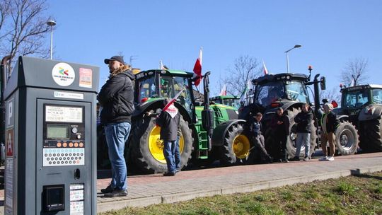 Badanie: większość polskich rolników czuje się zmęczona i pozostawiona sama sobie