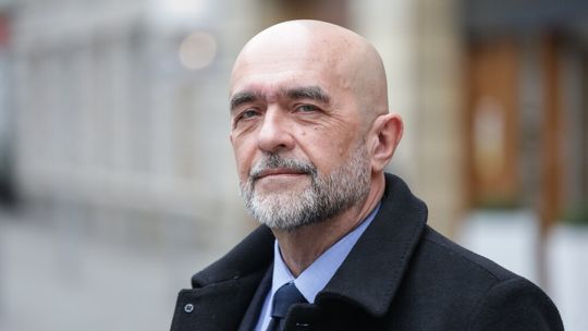 Baszuk: zawód adwokata wybiera się, by stanąć raczej po stronie bitych niż bijących