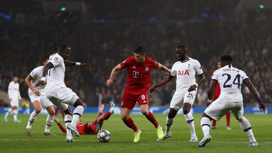 Bayern vs Barcelona, czyli Lewy vs Messi – gorący wieczór z Ligą Mistrzów!