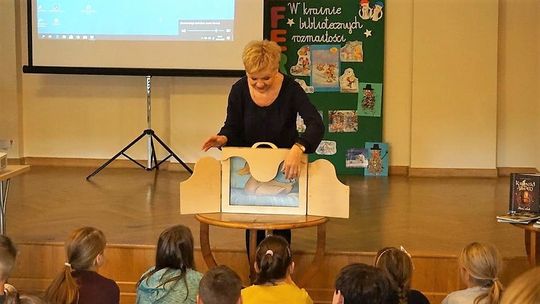 Biblioterapia ‒ magiczny teatr kamishibai