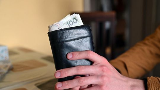 BIG InfoMonitor: ponad 320 tys. osób ma zaległości wobec sieci komórkowych