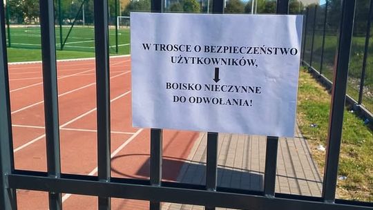Boisko zamknięte przez wandali. Czeka na naprawę Boisko zamknięte przez wandali. Czeka na naprawę
