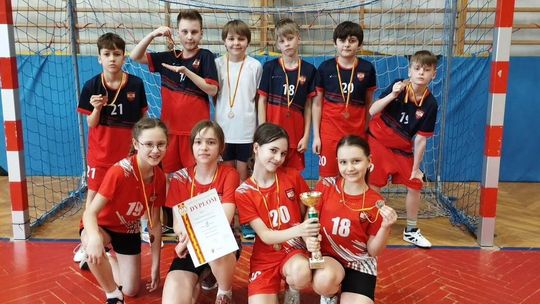 Brązowy medal dla młodych sportowców z Tomaszowa Mazowieckiego. Niewiele zabrakło do finału