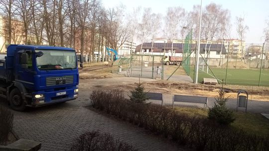 Budowa bieżni okrężnej przy SP12