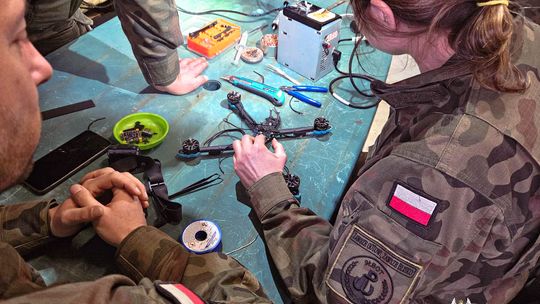 Budowa i eksploatacja dronów klasy FPV w 9 Łódzkiej Brygadzie Obrony Terytorialnej