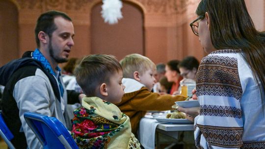 CBOS: według uchodźców ukraińskich w Polsce znacznie łatwiej można znaleźć pracę