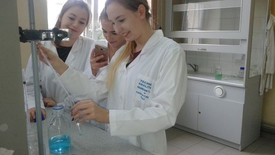 Chemiczne tradycje w ZSP nr 8