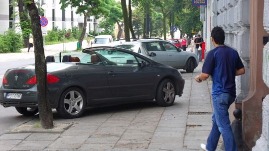 Chodnik nie dla pieszych