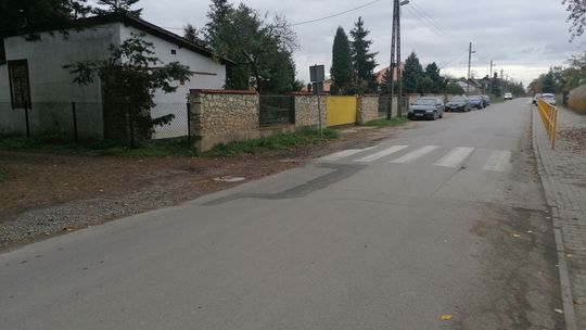 Chodnik potrzebny od zaraz