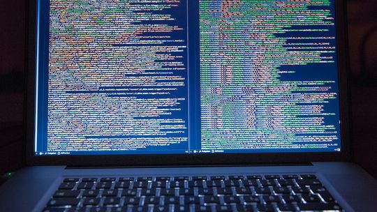 Co wziąć pod uwagę, zlecając projekt strony internetowej?