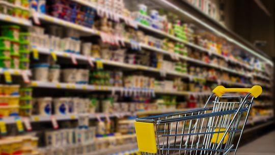 Coraz mniej kategorii produktów w sklepach tanieje. Tendencja spadkowa wyraźnie się odwraca