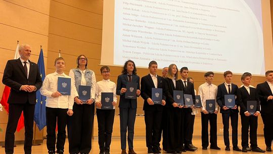 Czworo uczniów z Tomaszowa Mazowieckiego w gronie laureatów wojewódzkich konkursów