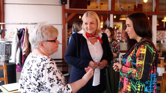 Dlaczego kobiety bywają swoimi własnymi wrogami?