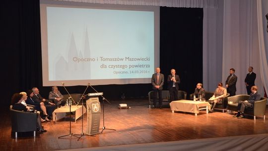 Debatowali o czystości powietrza