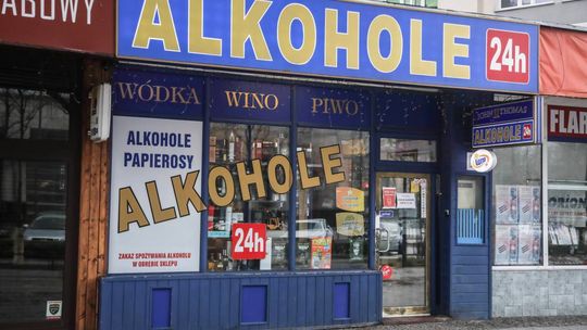 "DGP": Koniec alkoholu nocą na koniec wakacji?