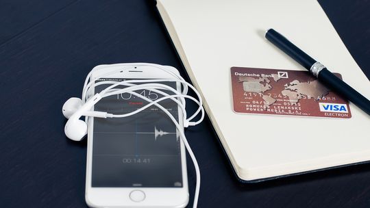 Dlaczego warto jest kupować w sklepach online?