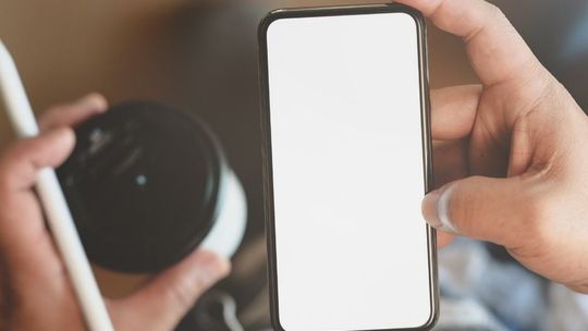 Dlaczego warto sprawdzać nieznane numery?