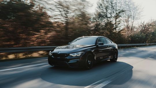 Dlaczego warto umówić się na jazdę testową BMW w Warszawie?