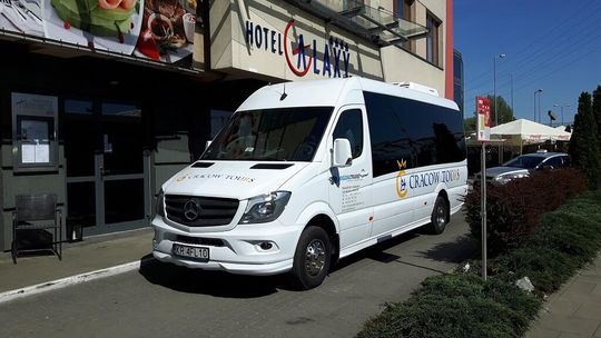 Dlaczego warto wybrać wynajem autokarów w Krakowie?