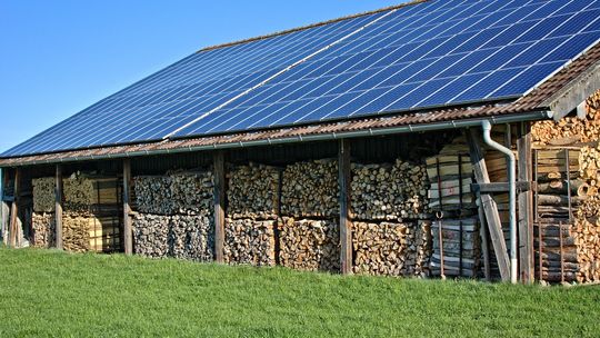 Dlaczego warto zainwestować w fotowoltaikę w 2024 roku