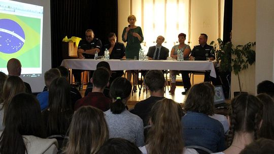 Dni otwarte komisariatu policji w Rokicinach i debata o bezpieczeństwie