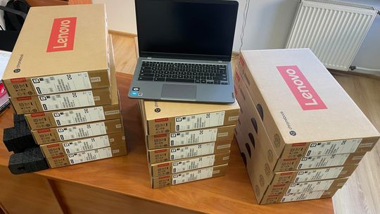 Do szkół trafi nowoczesny sprzęt komputerowy