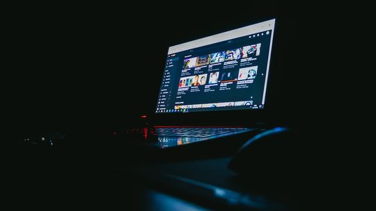 Dołączenie do programu partnerskiego YouTube