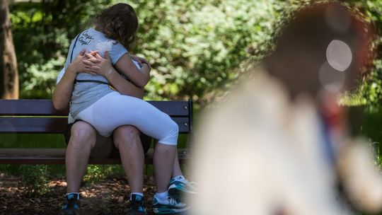 Dr hab. Kacprzak: chemia miłości to kombinacja hormonów, neuroprzekaźników i innych związków