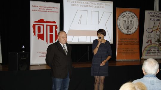 Drogi do niepodległości. Etos AK