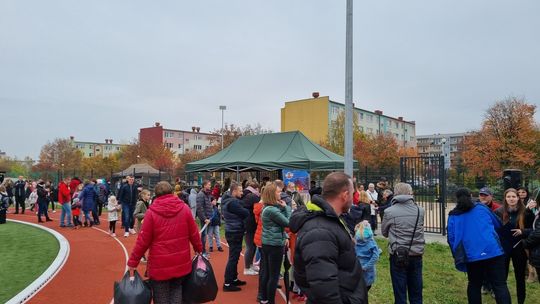 Działo się na nowym boisku przy SP 10